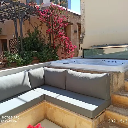 Casa Eva With Outdoor Heated Jacuzzi Villa La Canea